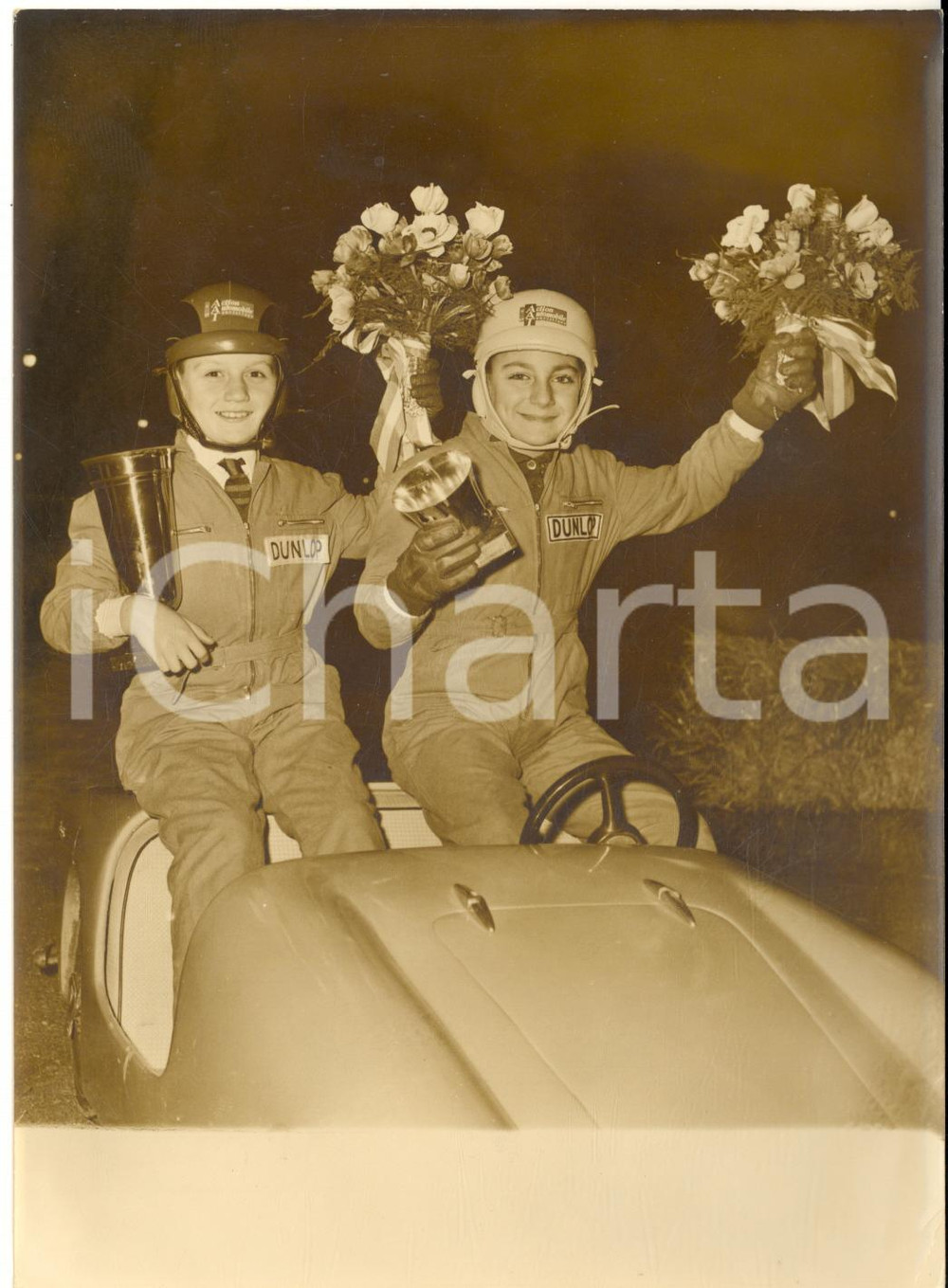 1958 PARIS Grand Prix de l'Armistice - Coureurs en herbe *Photo 13x18 cm