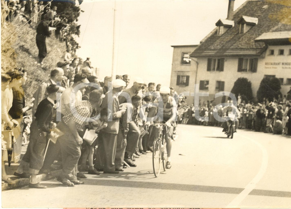 1954 TOUR DE SUISSE ZURICH  Pasquale FORNARA dopo la partenza *Foto 18x13