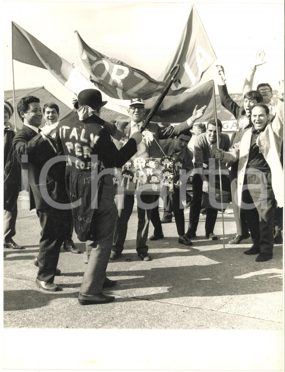 1966 CALCIO MONDIALI SUNDERLAND Tifosi italiani per ITALIA-CILE - Foto 18x24