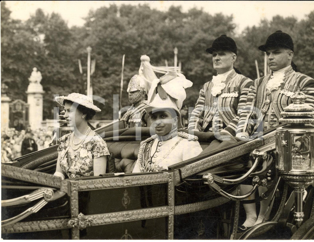 1956 LONDON Queen Elizabeth II with King FAISAL II of Iraq in the Royal landau