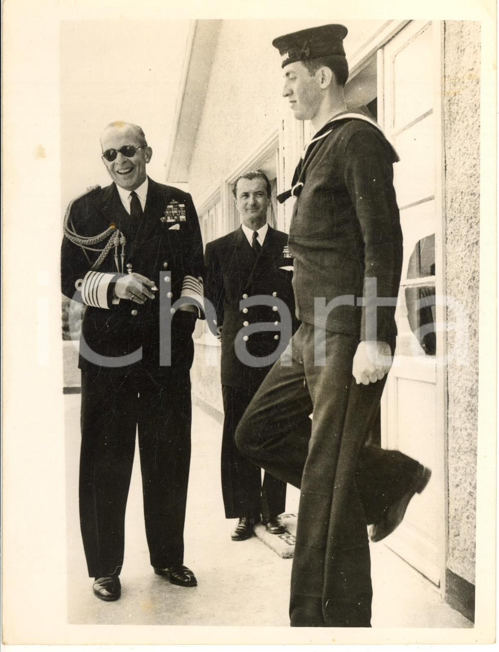 1953 SCARAMANGA Naval Base - King Paul of Greece meets a taller sailor - Photo