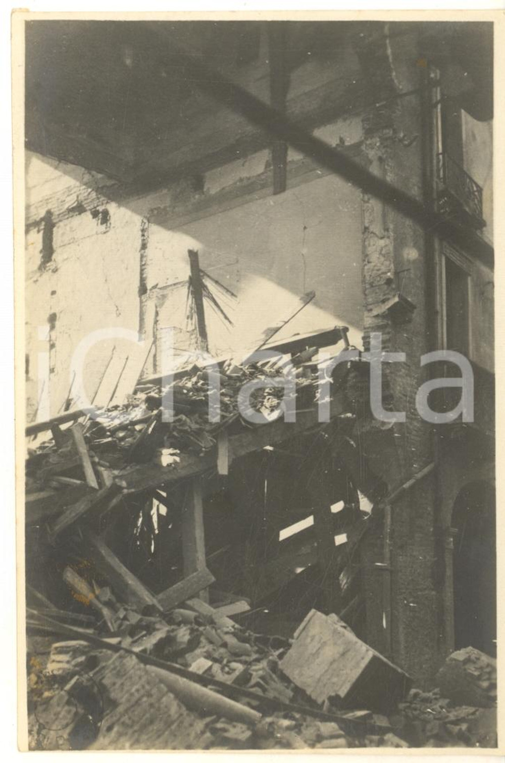 1918 WW1 PADOVA Bombardamenti austriaci - Via Garibaldi 25 - Foto 9x13 cm