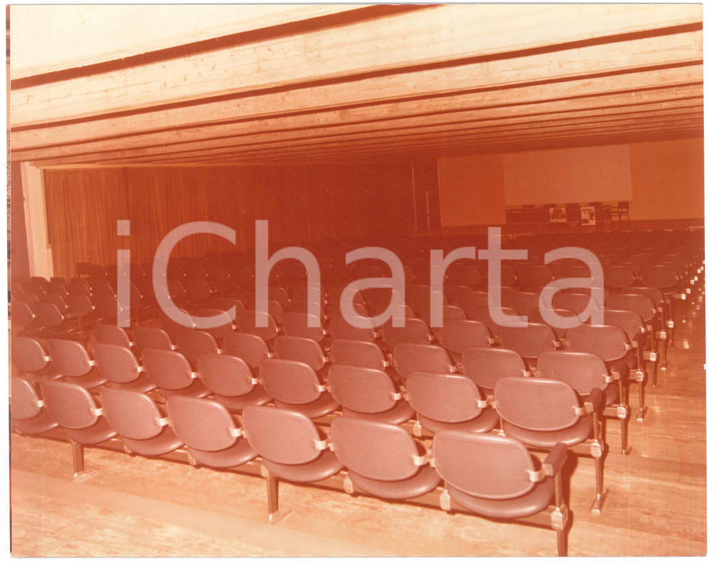 Fotografia d epoca originale 1975 GRUGLIASCO  ITIS Periti elettronici  Sala conferenze Foto 26x21 cm 1