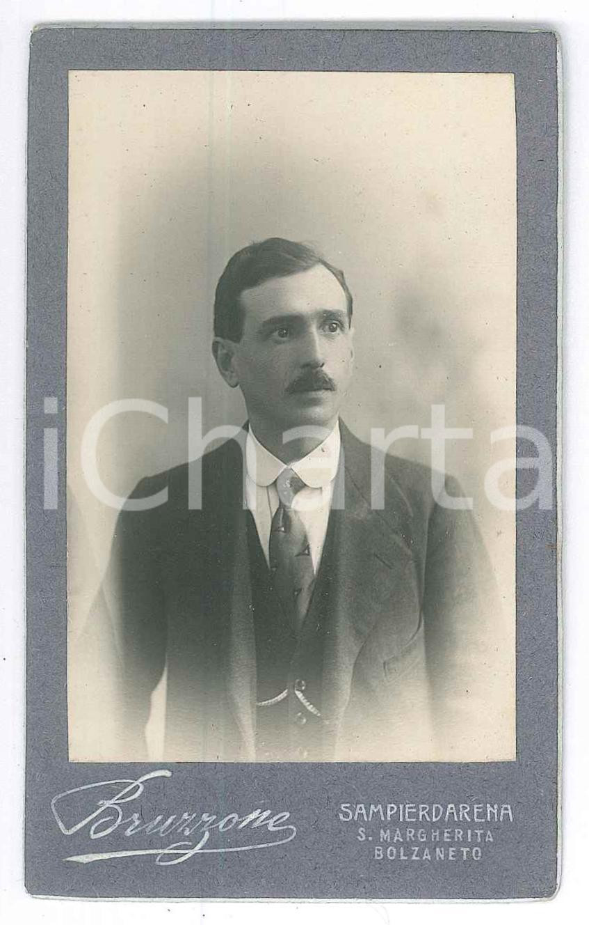 Fotografia d epoca originale 1910 ca GENOVA Ritratto maschile  Busto Foto BRUZZONE CDV 1