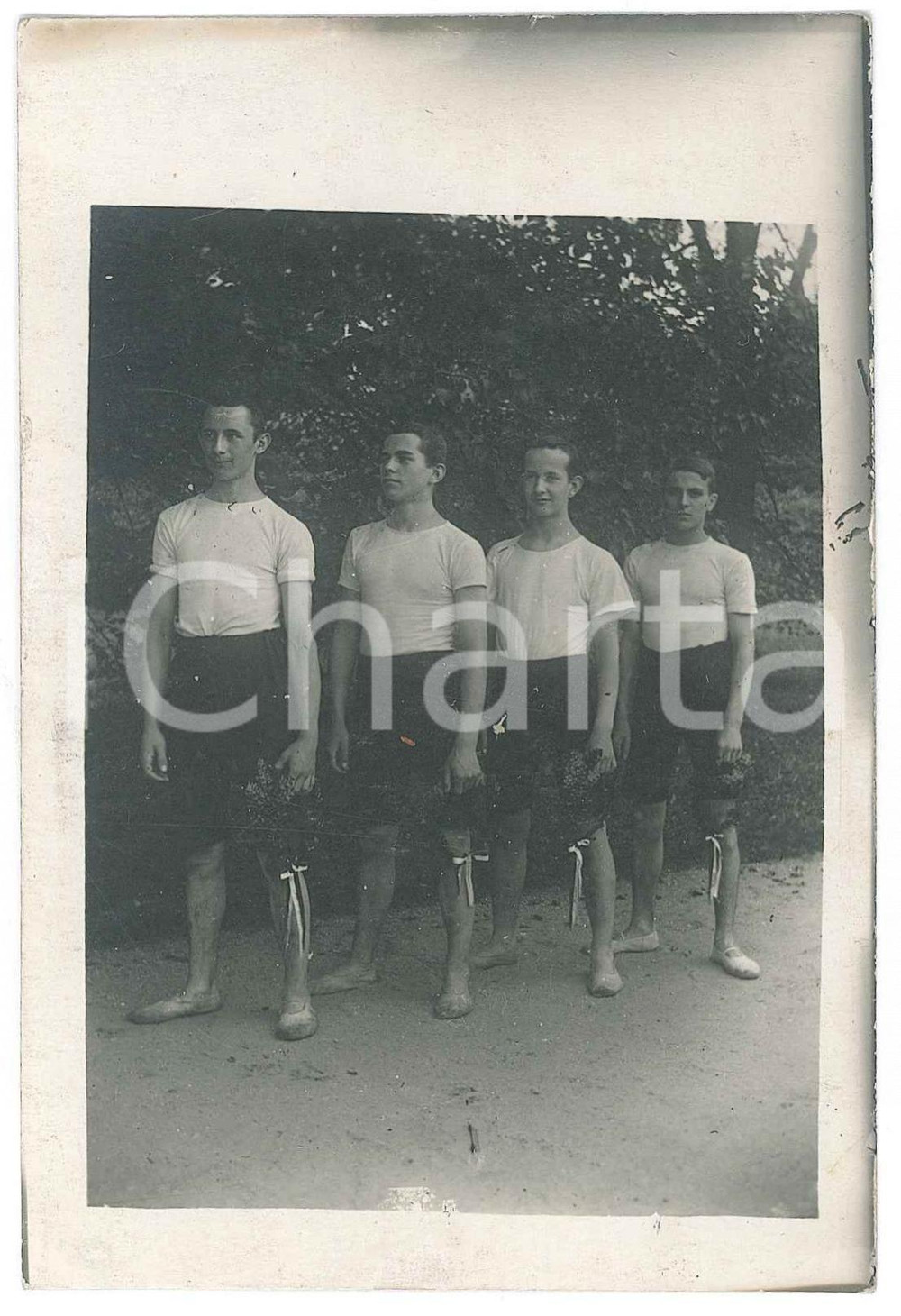 Fotografia d epoca originale 1920 ca SPORT GINNASTICA  GERMANIA  Atleti dopo la premiazione Foto 9x14 cm 1