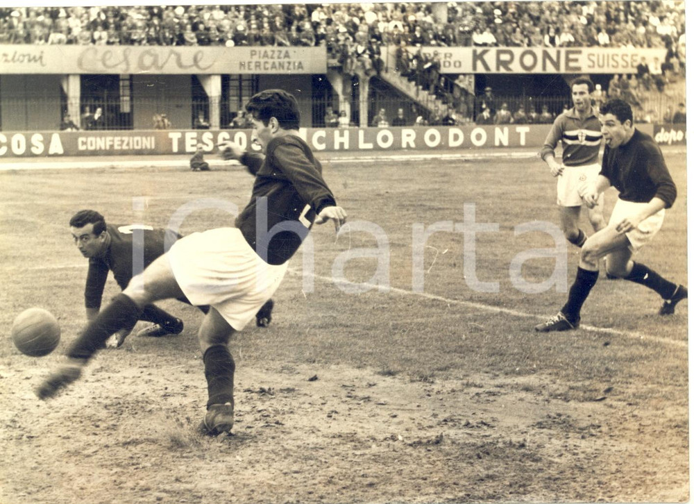 1960 ca CALCIO - BOLOGNA-SAMPDORIA Battista ROTA respinge un pallone *Foto