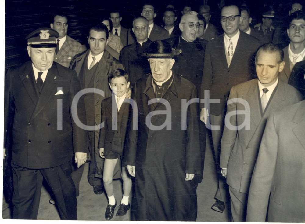 1958 TORINO Partenza card. Maurilio FOSSATI per funerali di Pio XII e conclave