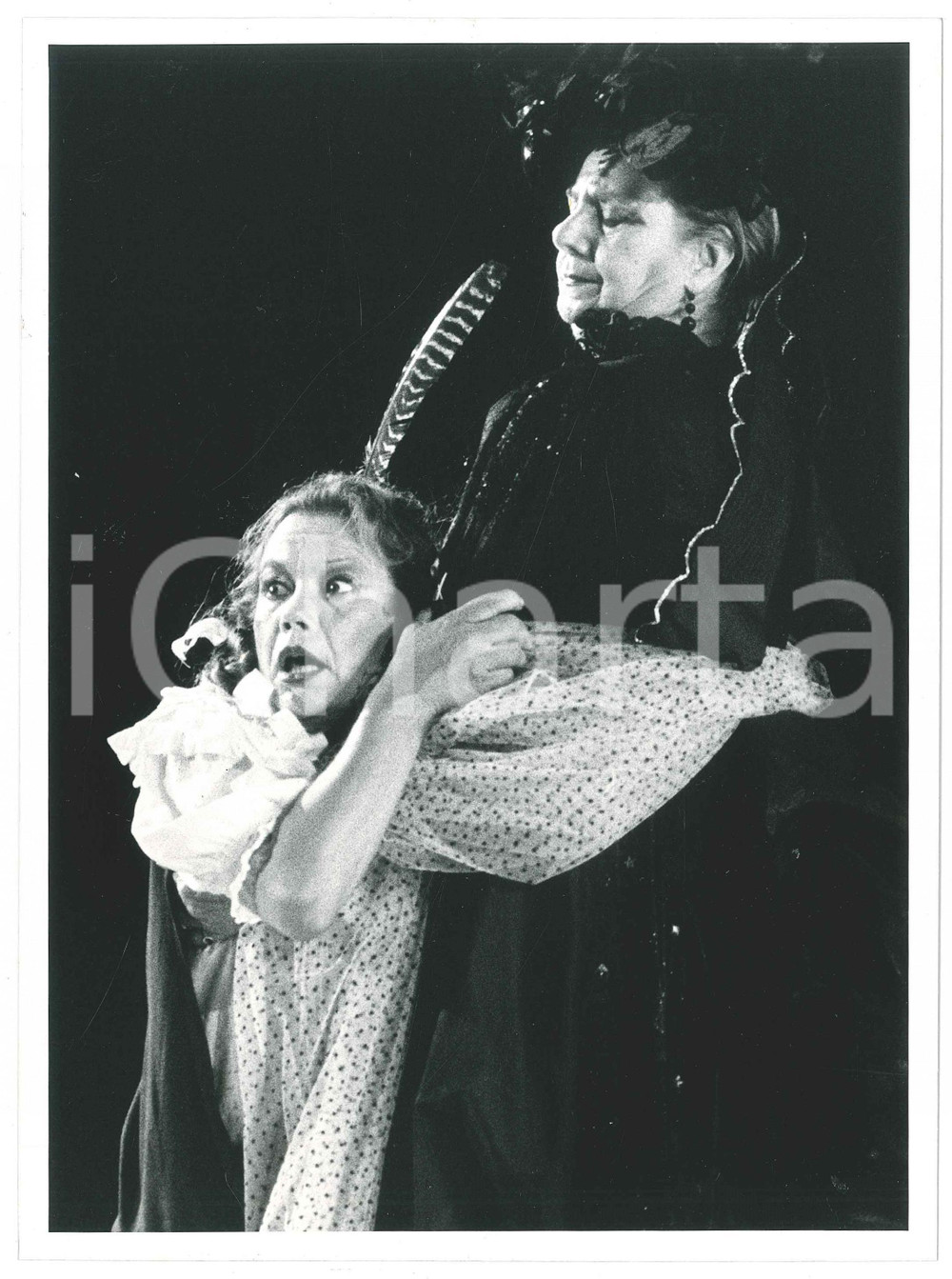 Fotografia d epoca originale 1986 TEATRO Valeria MORICONI Pina CEI Tutto è bene quel che finisce bene Foto 1