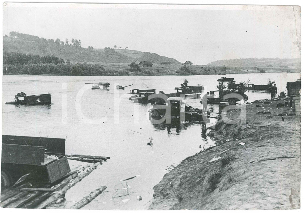 Fotografia d epoca originale 1941 WW2 FRONTE ORIENTALE La disfatta russa al fiume DNESTR  Foto 22x15 cm 1
