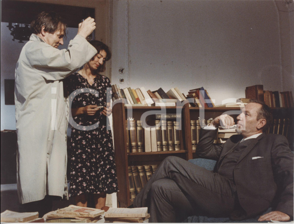 Materiale cinematografico d’epoca 1992 Morte di un matematico napoletano  Fulvia CAROTENUTO Renato CARPENTIERI 1