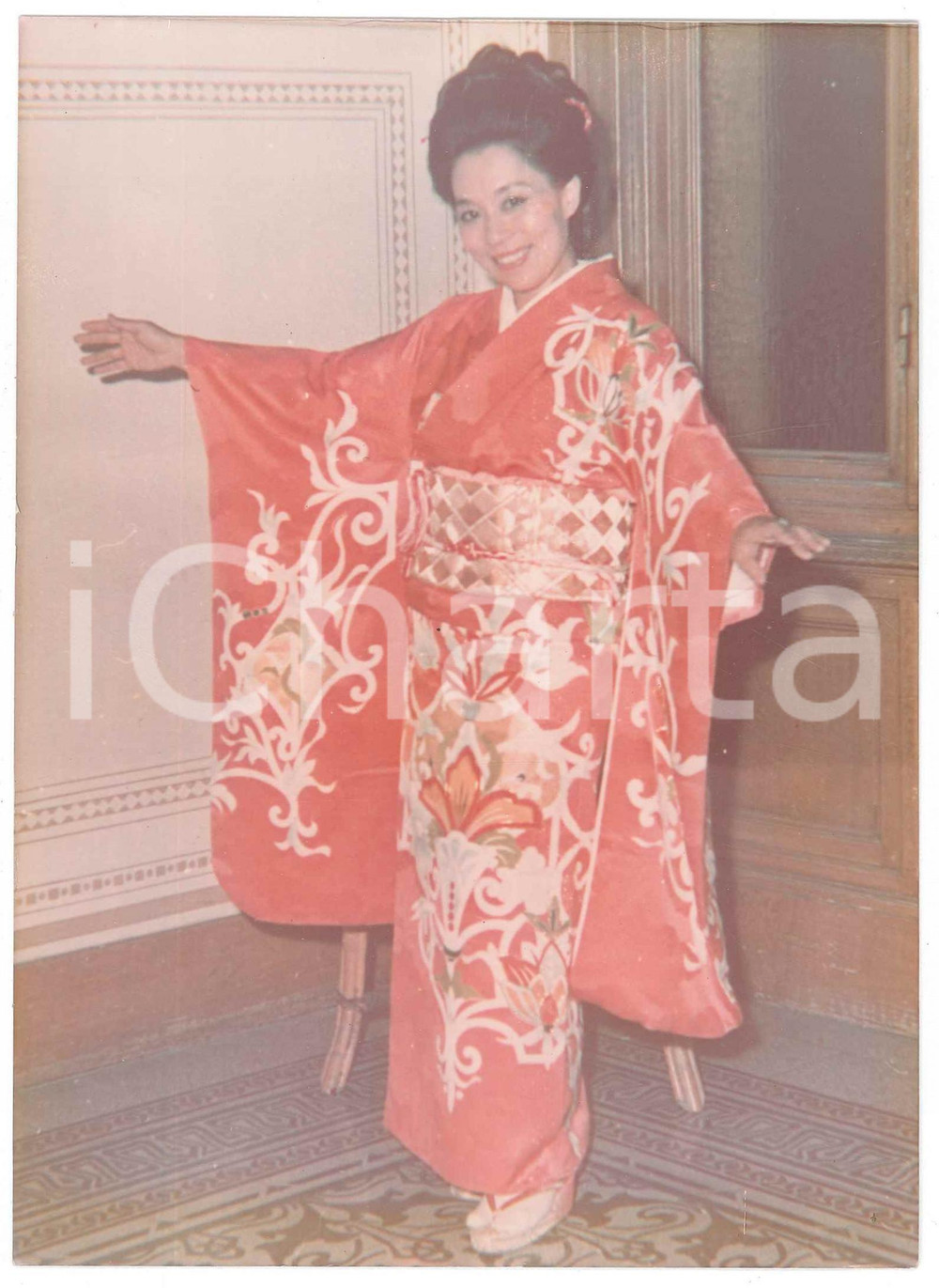 Fotografia d epoca originale 1975 ca SALSOMAGGIORE TERME Teatro Nuovo  Soprano Chitose MATSUMOTO Foto 13x18 1