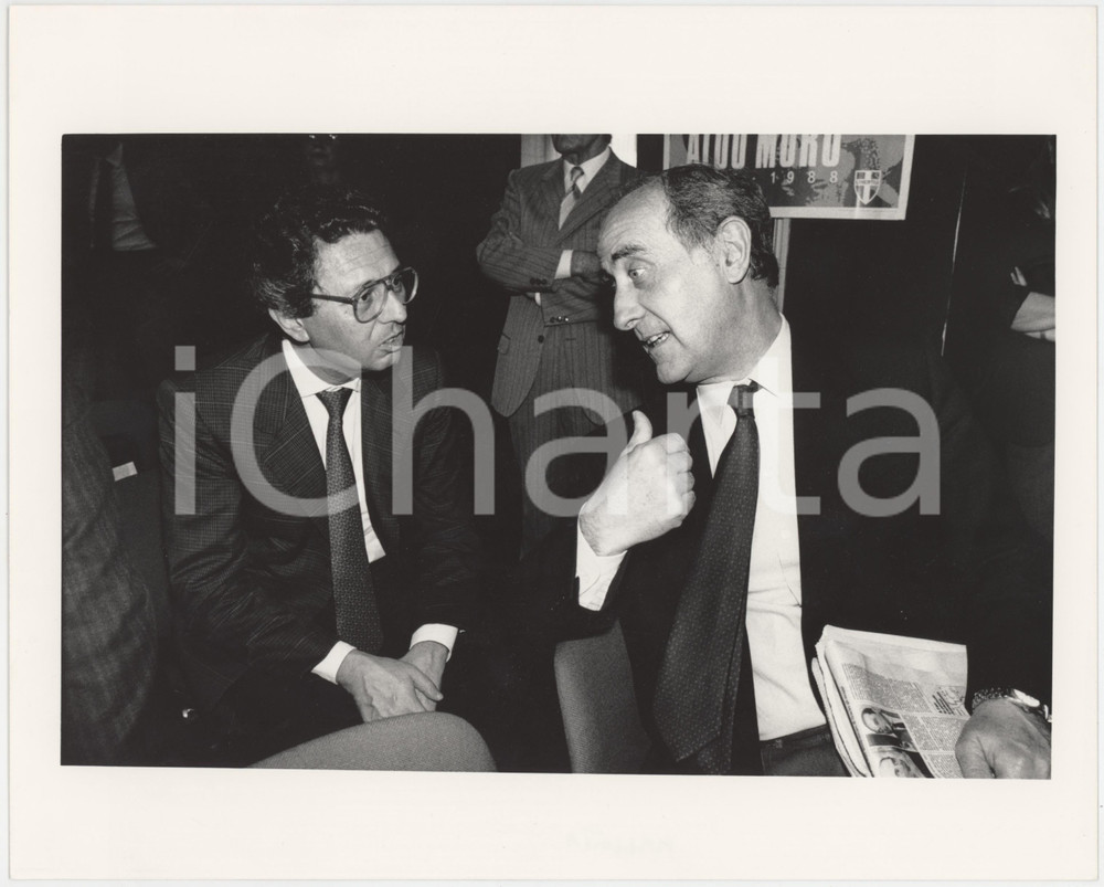 Fotografia d epoca originale 1988 DEMOCRAZIA CRISTIANA Roberto MAZZOTTA a un incontro Foto 1