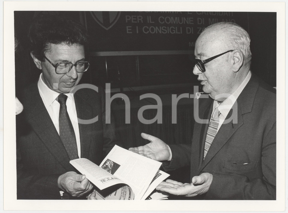 Fotografia d epoca originale 1985 ca MILANO   DEMOCRAZIA CRISTIANA  Roberto MAZZOTTA Gastone NENCIONI Foto 1