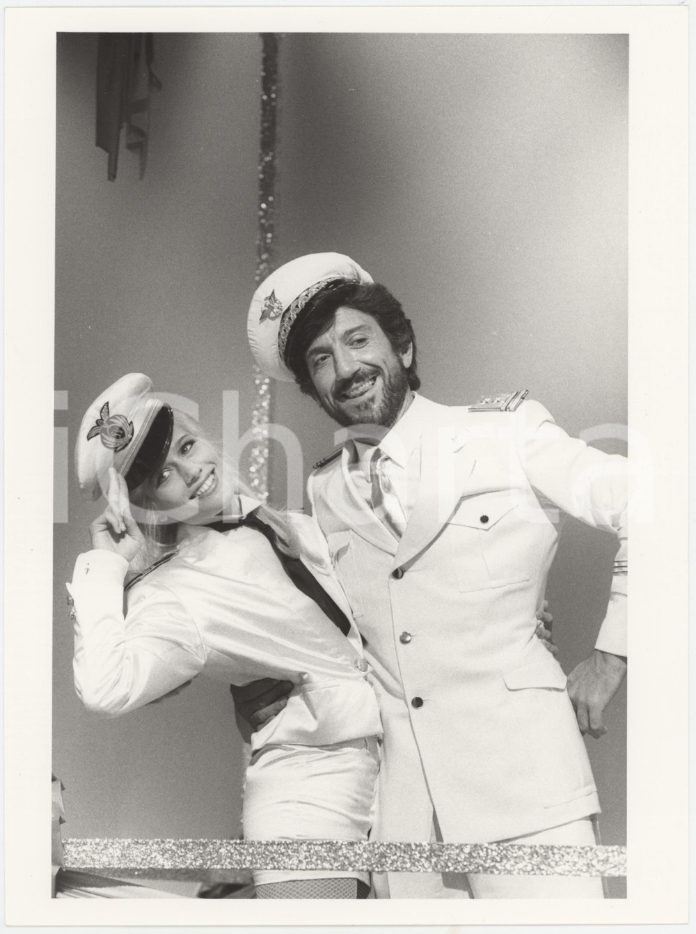 Fotografia d epoca originale 1983 RAI  FANTASTICO 4 Gigi PROIETTI Heather PARISI Foto 18x24 cm 1