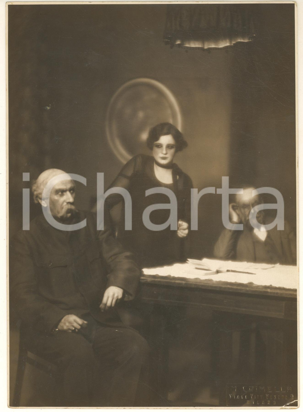Fotografia d epoca originale 1927 MILANO TEATRO Olimpia  La carcassa 2  Foto CRIMELLA 17x23 cm 1