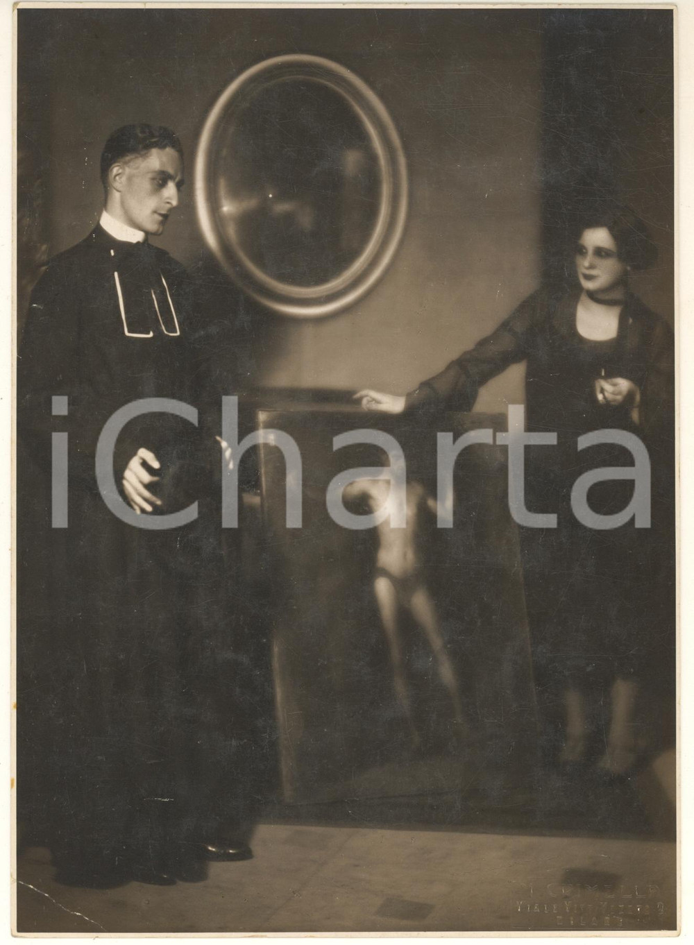 Fotografia d epoca originale 1927 MILANO TEATRO Olimpia  La carcassa 3  Foto CRIMELLA 17x23 cm 1