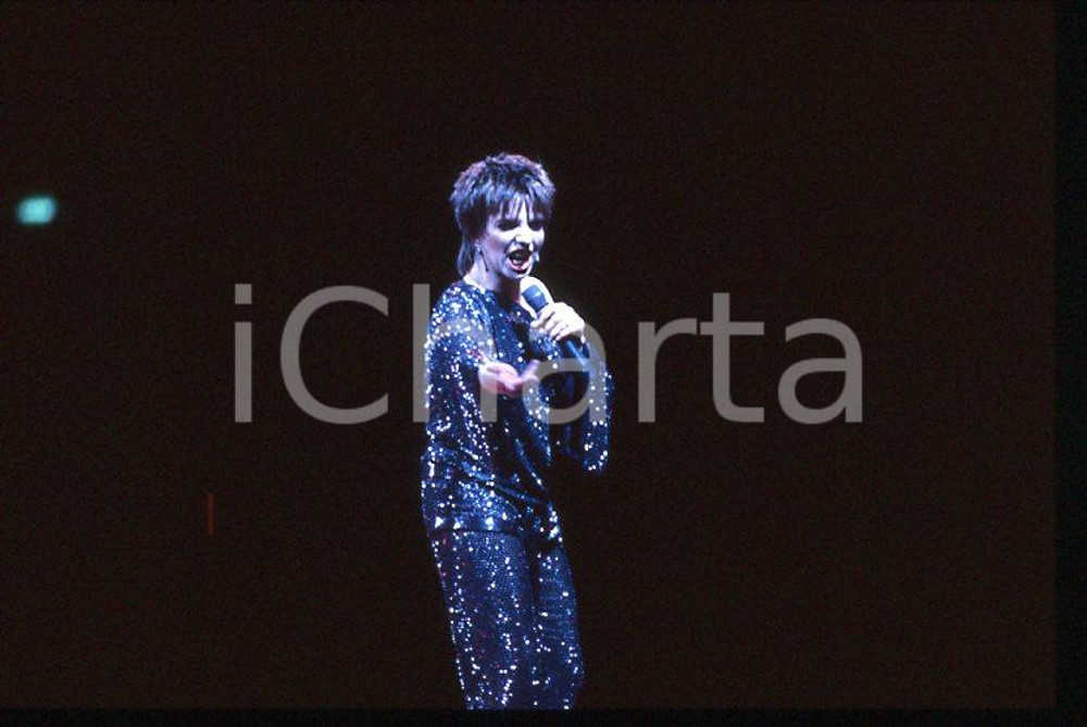 Fotografia d epoca originale Liza MINNELLI on stage   ITALY ? 1990 ca 35mm vintage slide 15 1