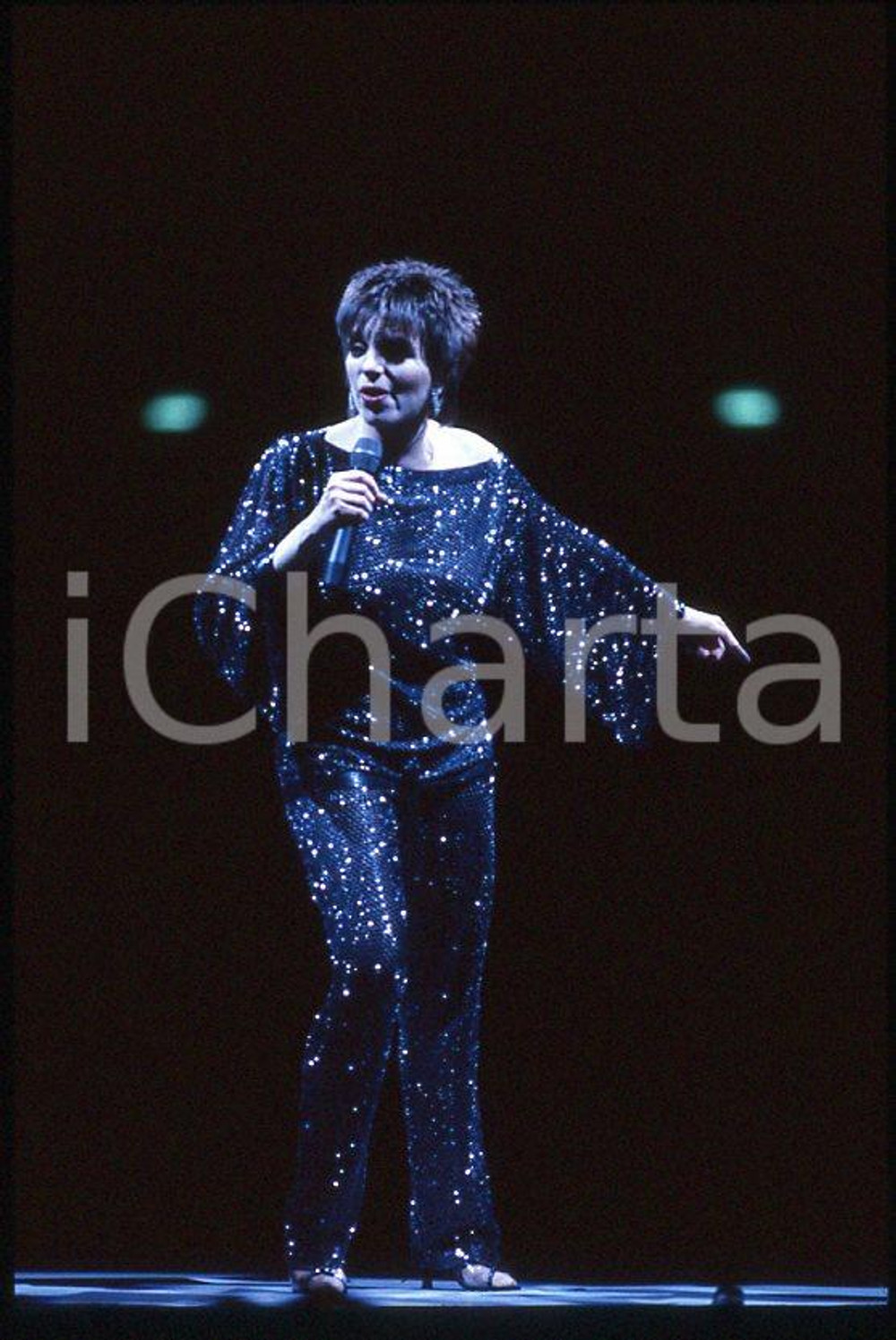 Fotografia d epoca originale Liza MINNELLI on stage   ITALY ? 1990 ca 35 mm vintage slide 27 1