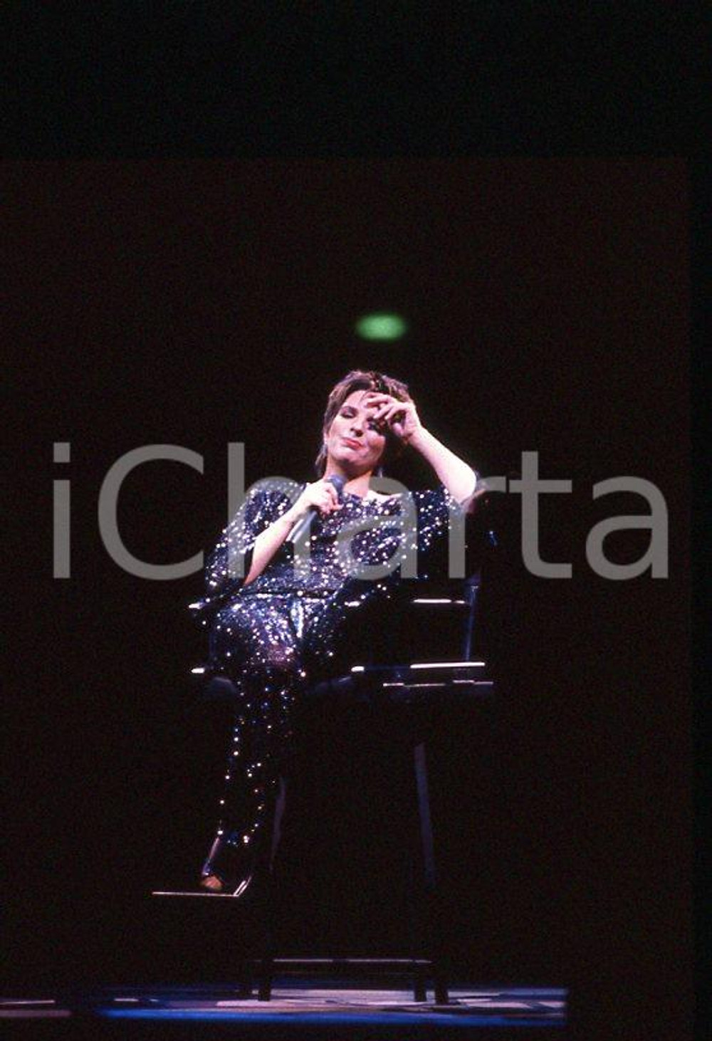 Fotografia d epoca originale Liza MINNELLI on stage   ITALY ? 1990 ca 35 mm vintage slide 32 1