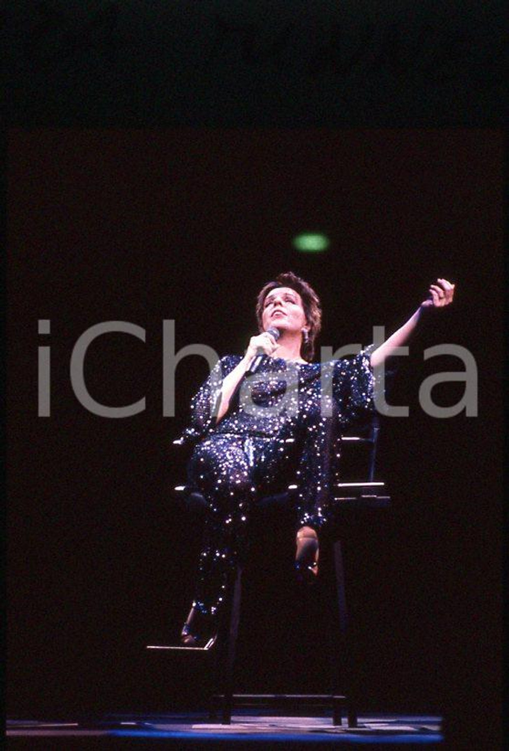 Fotografia d epoca originale Liza MINNELLI on stage   ITALY ? 1990 ca 35 mm vintage slide 38 1