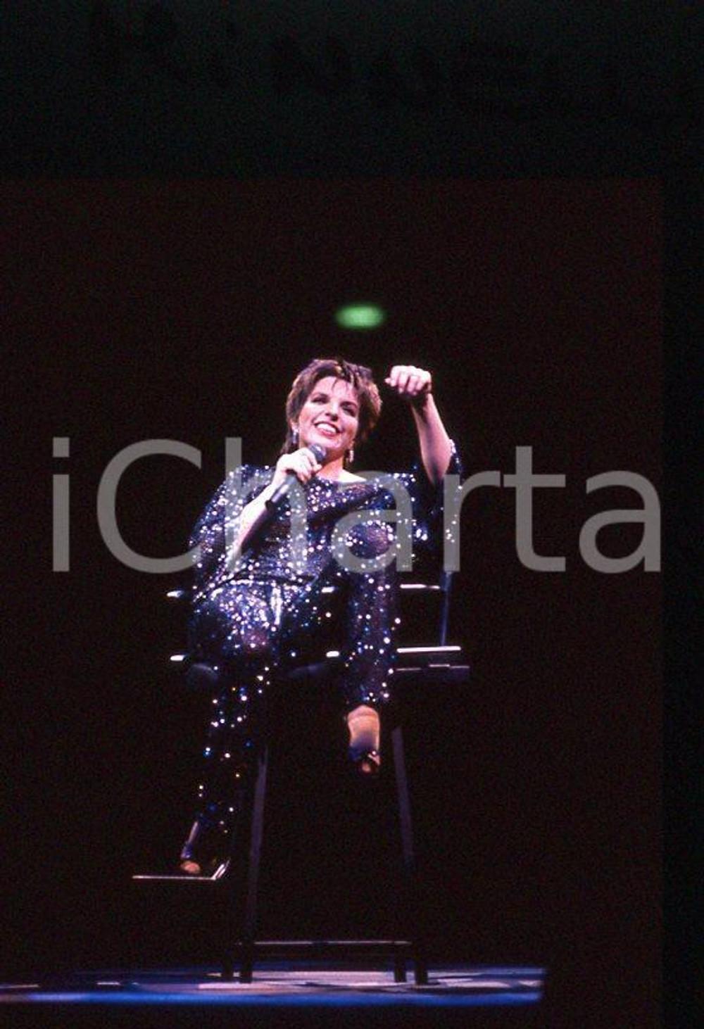 Fotografia d epoca originale Liza MINNELLI on stage   ITALY ? 1990 ca 35 mm vintage slide 49 1