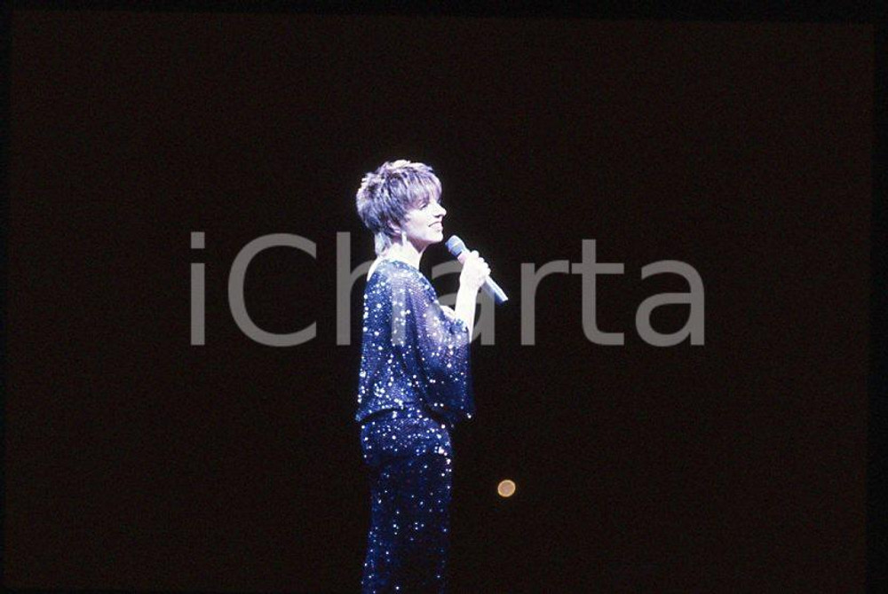 Liza MINNELLI on stage  - ITALY (?) 1990 ca *35 mm vintage slide 59
