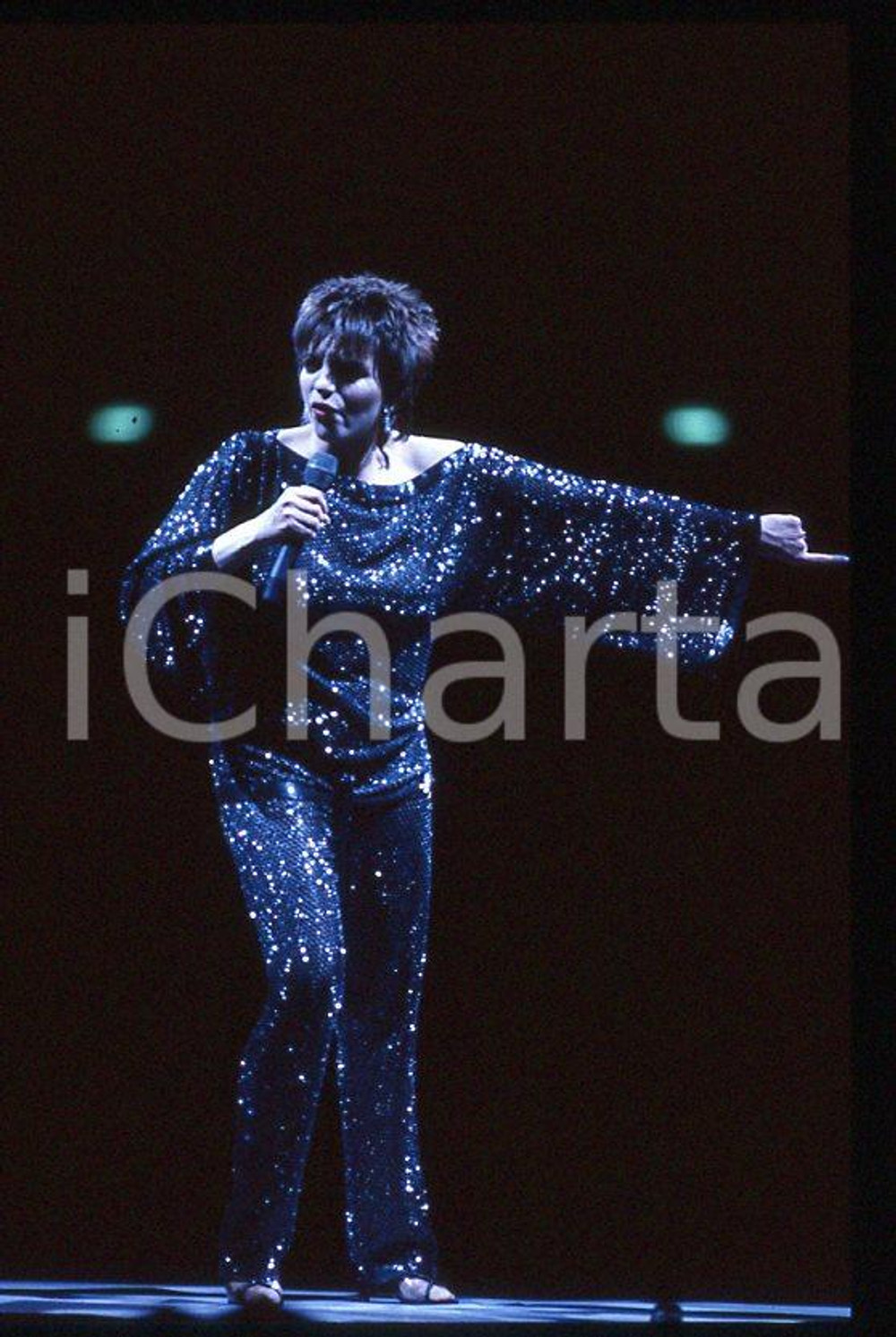 Fotografia d epoca originale Liza MINNELLI on stage   ITALY ? 1990 ca 35 mm vintage slide 69 1