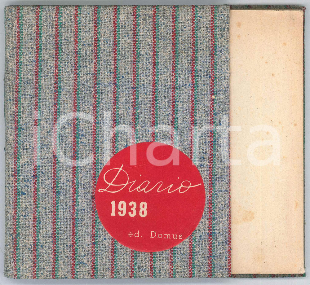 1938 MILANO - RINASCENTE Diario - Editoriale DOMUS 16x15 cm Pubblicazione d'epoca con copertina in tessuto.PAGINE: 128 FAIR/discreto Smussature agli angoli, bruniture Formato: 16x15 cm originale e autentica 1
