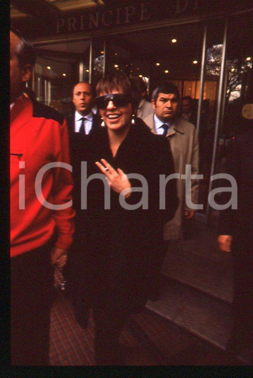 Liza MINNELLI - MILANO 1989 Hotel Principe di Savoia *35mm vintage slide 1