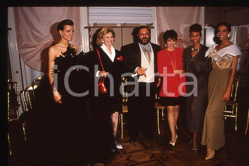 Fotografia d epoca originale Liza MINNELLI Gianfranco FERRE   Atelier MILANO 1989 35mm vintage slide 2 1