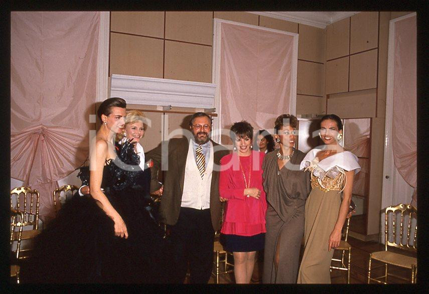 Fotografia d epoca originale Liza MINNELLI Gianfranco FERRE   Atelier MILANO 1989 35mm vintage slide 3 1