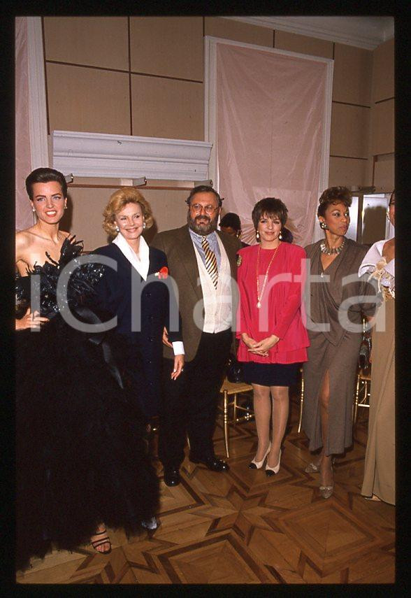 Fotografia d epoca originale Liza MINNELLI Gianfranco FERRE   Atelier MILANO 1989 35mm vintage slide 9 1
