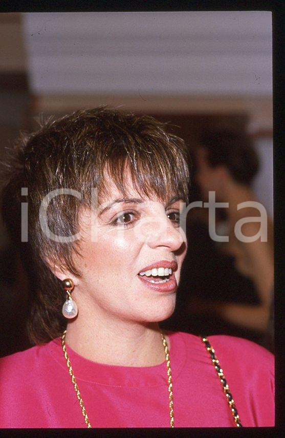 Fotografia d epoca originale Liza MINNELLI  Atelier Gianfranco FERRE  MILANO 1989 35mm vintage slide 6 1