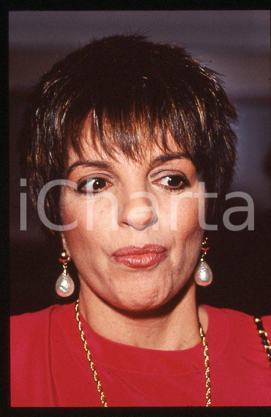 Fotografia d epoca originale Liza MINNELLI  Atelier Gianfranco FERRE  MILANO 1989 35mm vintage slide 10 1