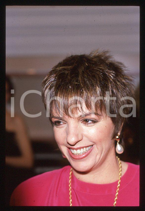 Fotografia d epoca originale Liza MINNELLI  Atelier Gianfranco FERRE  MILANO 1989 35mm vintage slide 14 1