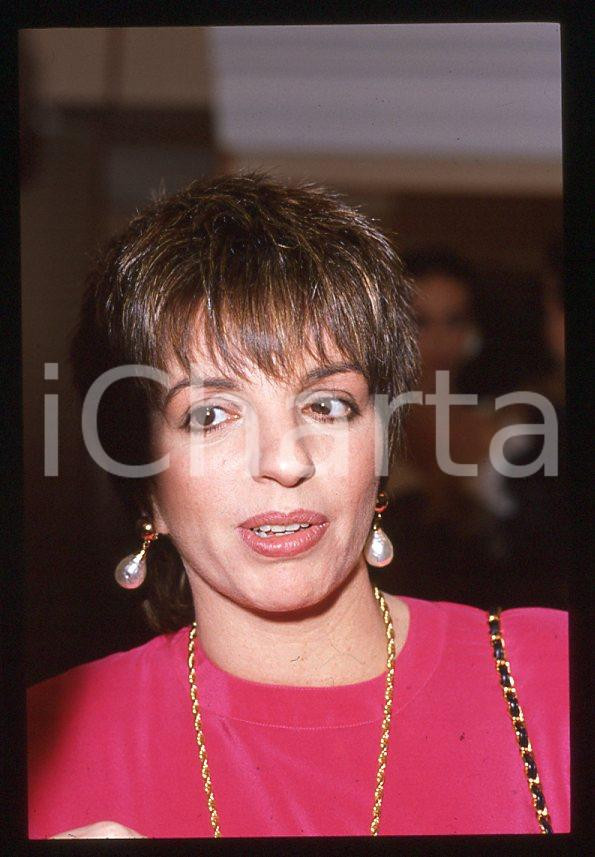 Fotografia d epoca originale Liza MINNELLI  Atelier Gianfranco FERRE  MILANO 1989 35mm vintage slide 16 1