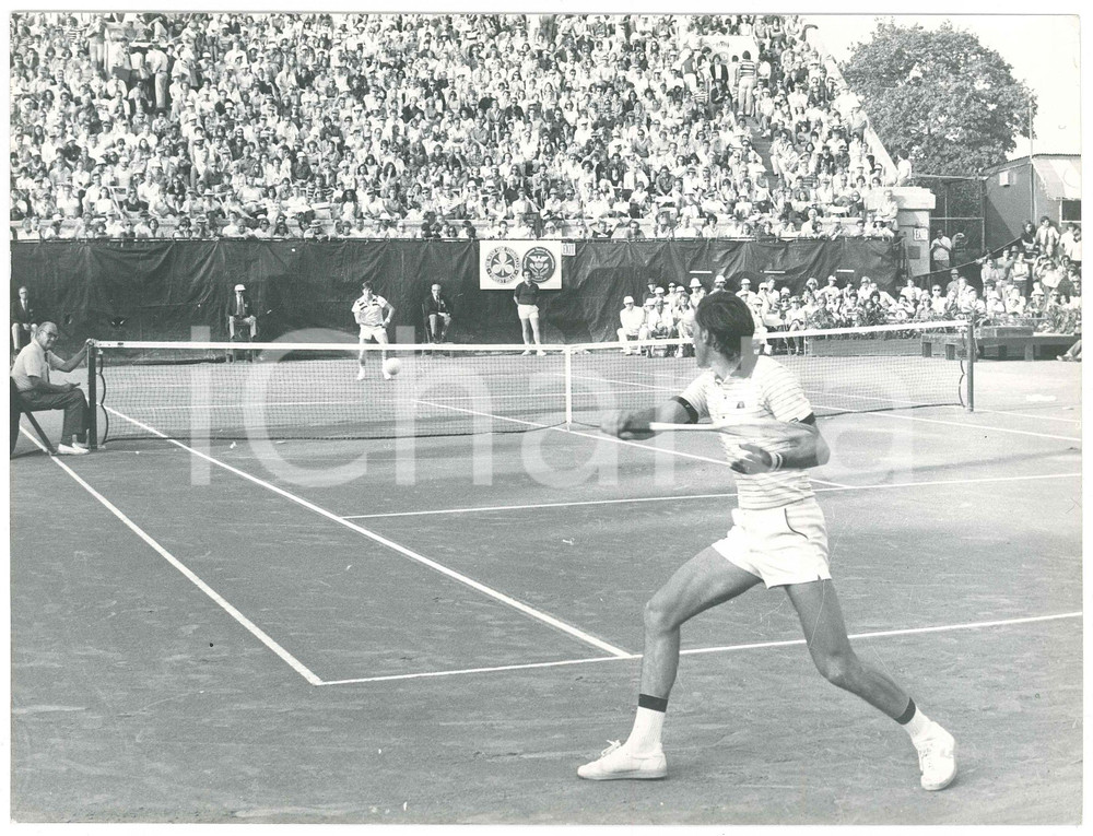 Fotografia d epoca originale 1977 TENNIS  US OPEN  Corrado BARAZZUTTI vs Jimmy CONNORS  Foto 24x18 1