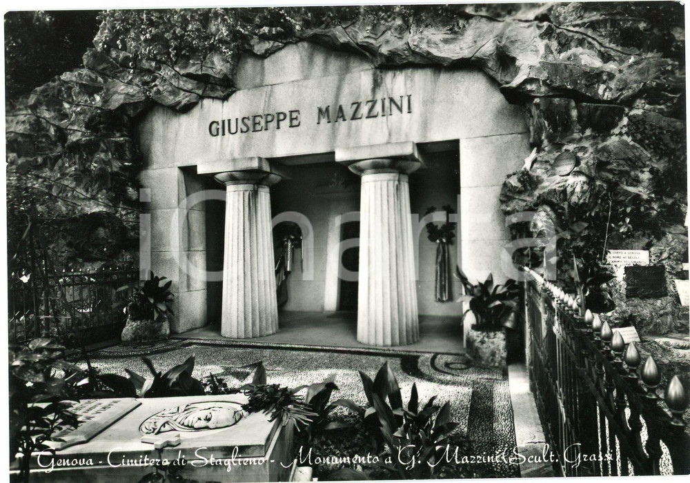 Cartolina originale da collezione 1950 ca GENOVA Cimitero di STAGLIENO Monumento a Giuseppe MAZZINI Cartolina 1