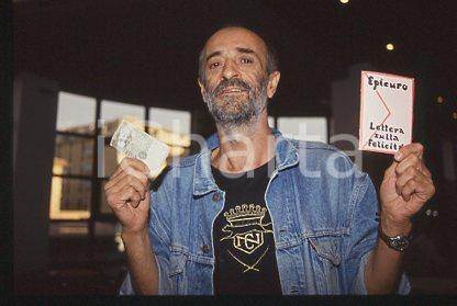 Fotografia d epoca originale Marcello BARAGHINI  ITALY Portrait of a publisher 1993 ca 35mm vintage slide 2 1