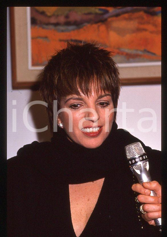 Fotografia d epoca originale Liza MINNELLI ritratto  Intervista a MILANO 1989 35mm vintage slide 11 1