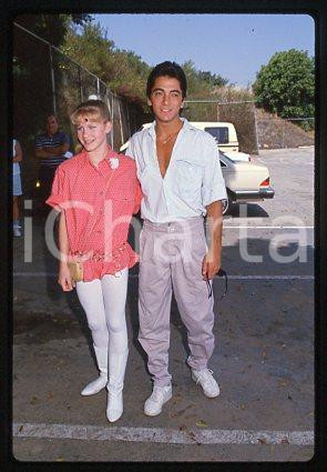 Scott BAIO Josie DAVIS - BURBANK CALIFORNIA1987 * 35 mm vintage slide 1
