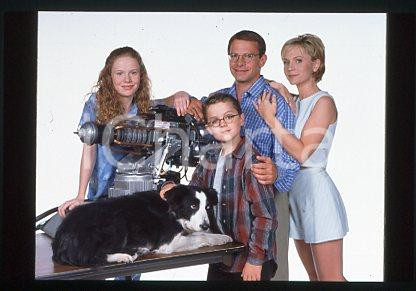 Peter SCOLARI Hillary TUCK - Honey I Shrunk the Kids 1997 * 35mm vintage slide 1