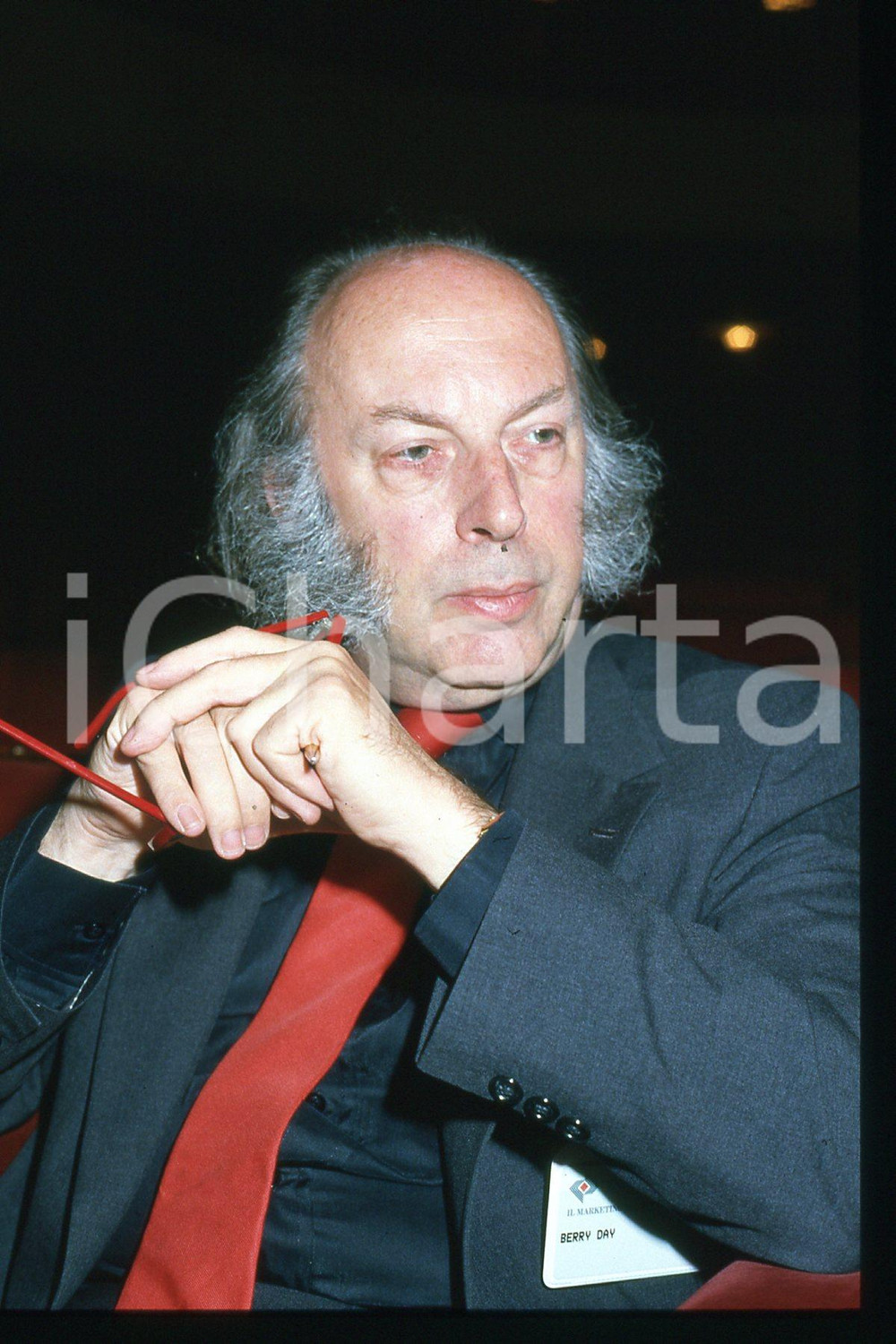 35mm vintage slide* 1990 ca COSTUME Barry DAY Ritratto dello scrittore (5)