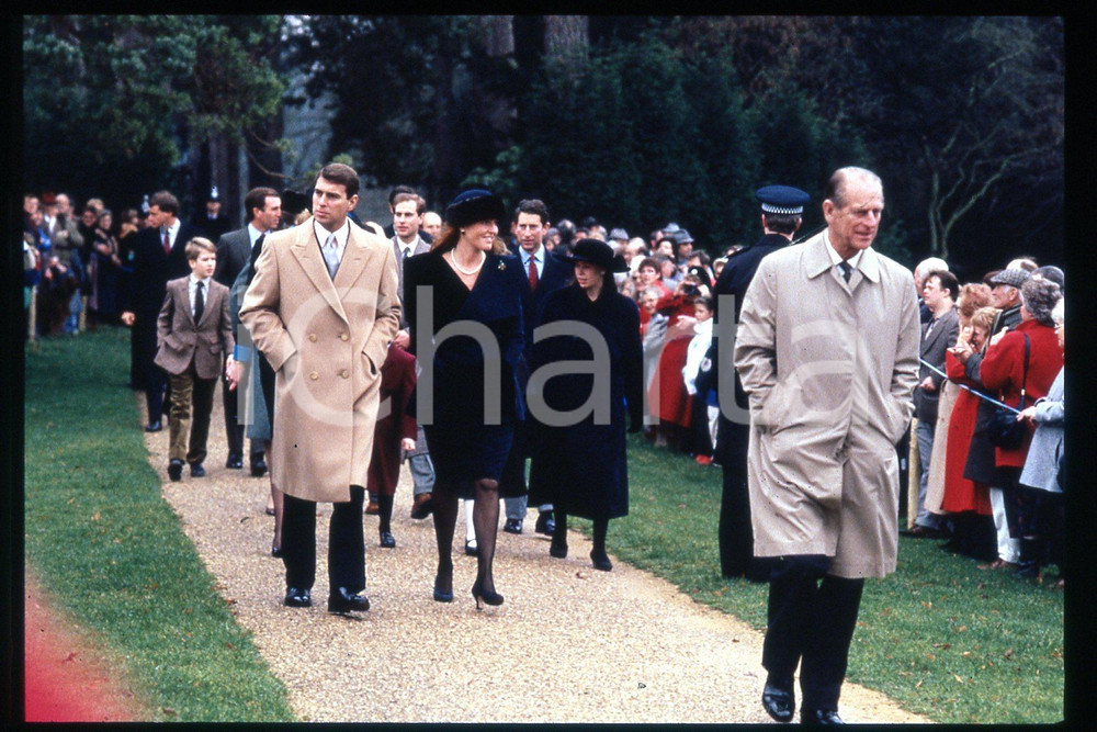35mm vintage slide* 1990 ca UK - ROYAL FAMILY Sarah FERGUSON Andrew YORK (15)