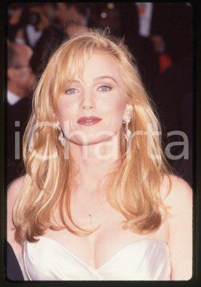 35mm vintage slide* 1992 LOS ANGELES - ACADEMY AWARDS Rebecca DE MORNAY (1)