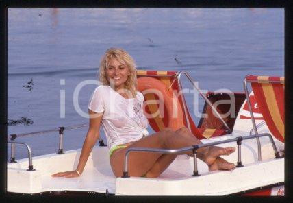 35mm vintage slide* 1985 ca ITALIA Rossella GARDINI in costume da bagno (35)