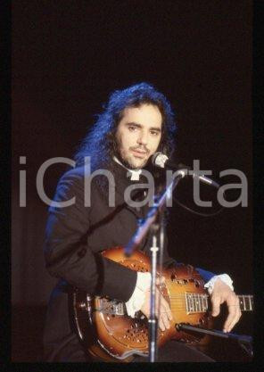 35mm vintage slide* 1990 MUSIC "ACADIE" Daniel LANOIS guitarist & vocalist (23)