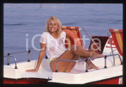 35mm vintage slide* 1985 ca ITALIA Rossella GARDINI in costume da bagno (36)