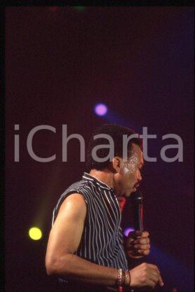 35mm vintage slide* 1993 ca MILAN - American band EARTH, WIND & FIRE (24)