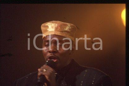 35mm vintage slide* 1993 ca MILAN - American band EARTH, WIND & FIRE (23)